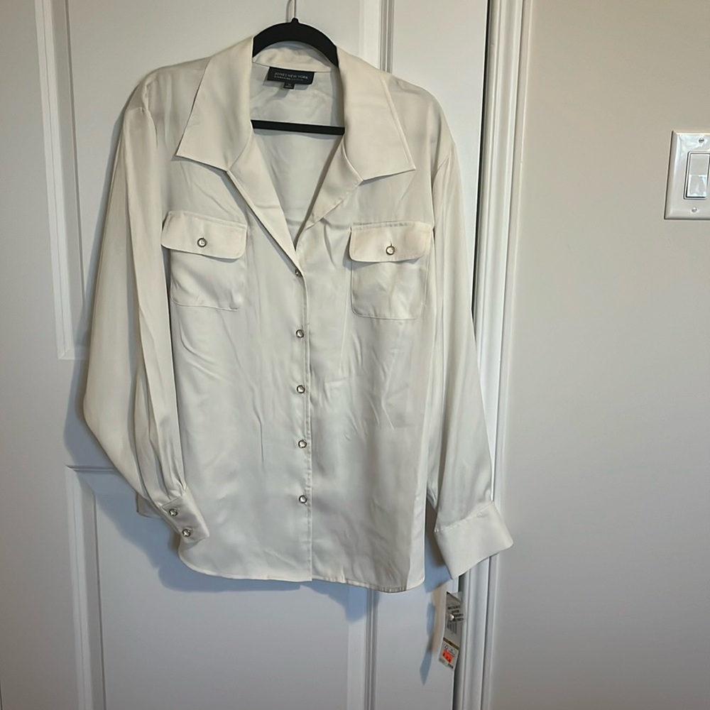 New with tags shirt